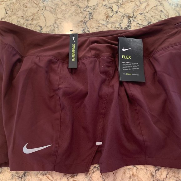 Nike Flex Women's Shorts, Extra Large, NWT - Picture 1 of 5